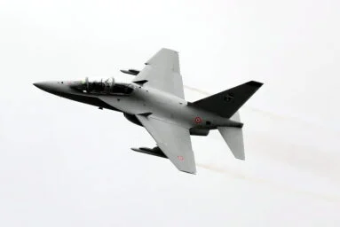 Alenia Aermacchi M-346