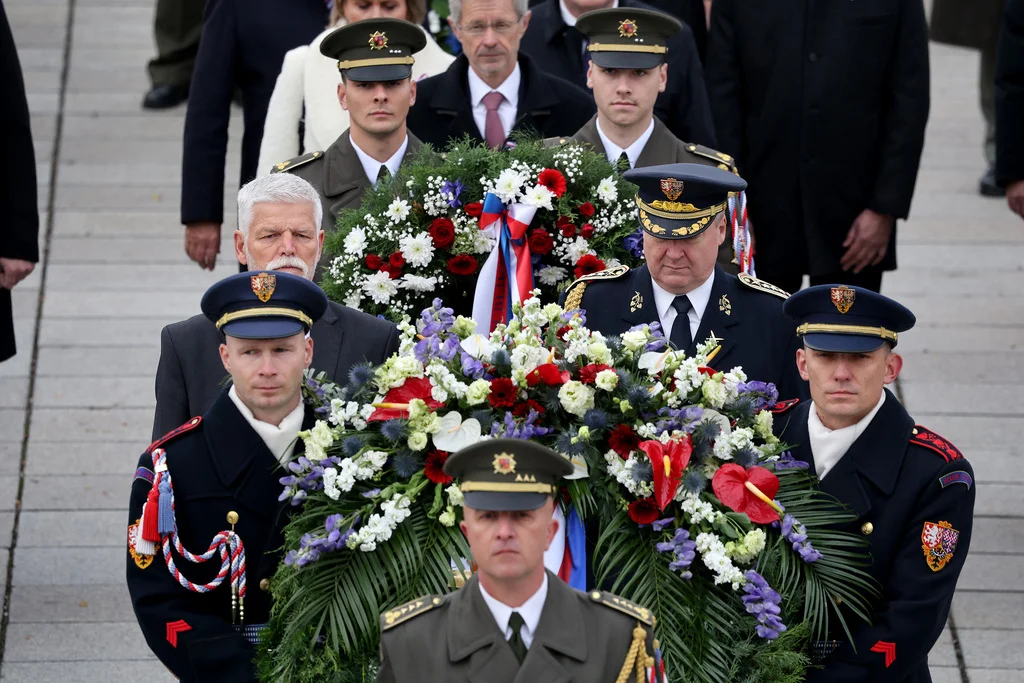 prezident vojáci věnec