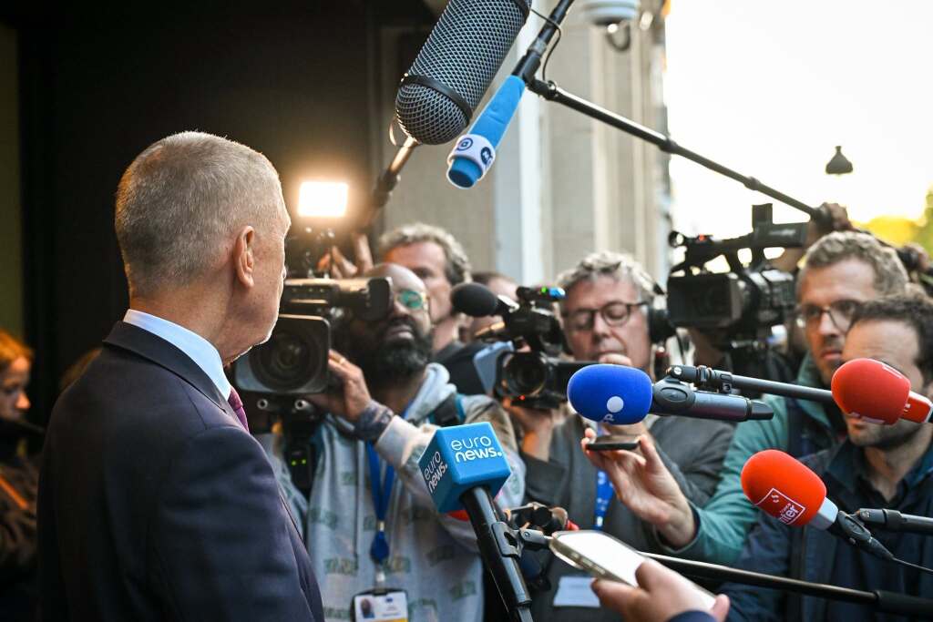 politik novináři
