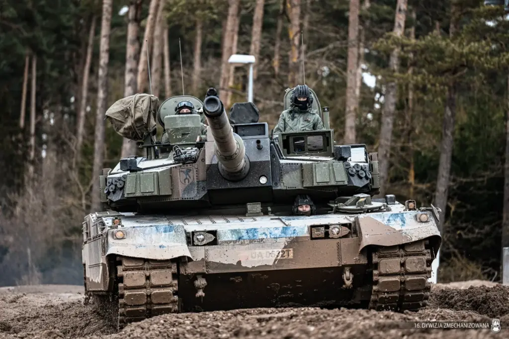 tank polská armáda vojáci