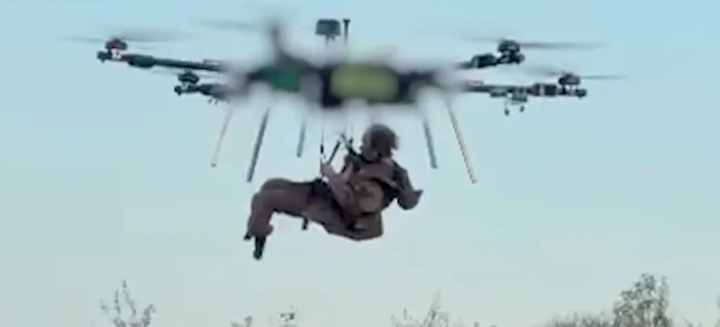 voják záchrana dronem