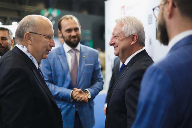 ministr obrany eurokomisař