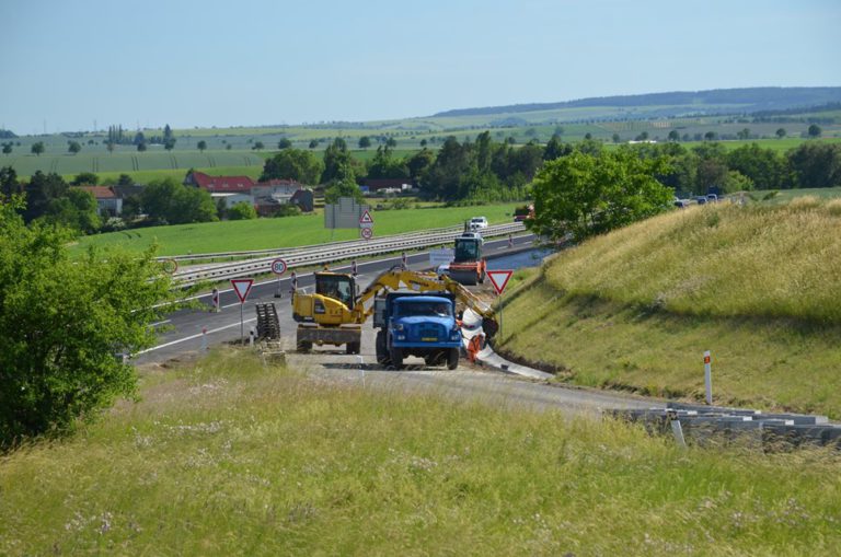 ŘSD varuje: Stavbu D3 i dalších silnic brzdí sporné reference Metrostavu Infrastructure