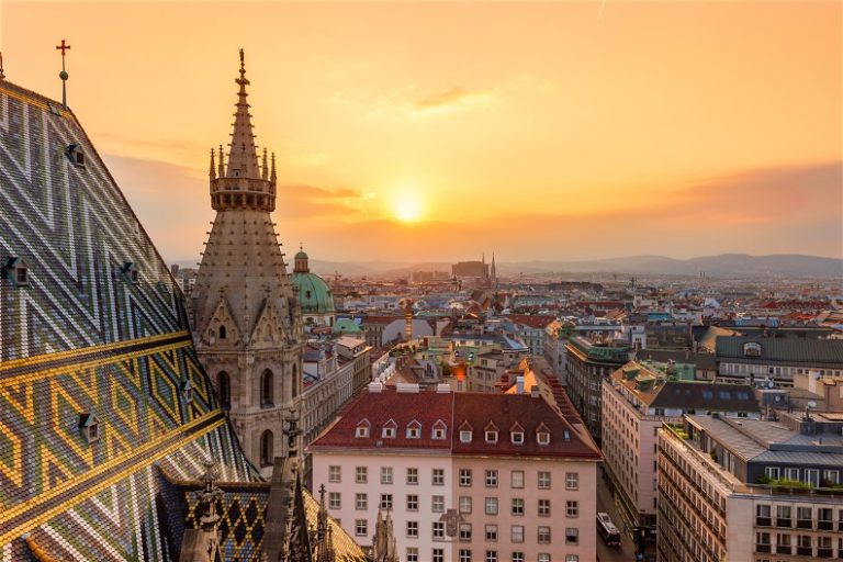 Vídeň vévodí žebříčku nejlepších měst k životu. Praha na konci sedmé desítky