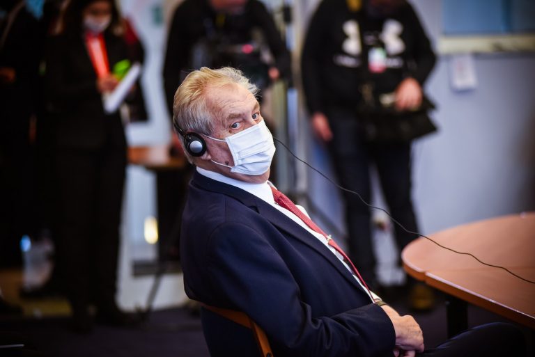 Prezident Zeman to podepsal. Tři důležité zákony k energetice mohou vstoupit v platnost