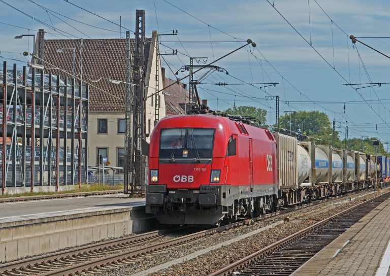 Železniční dopravci ÖBB, DB a SNCB zaplatí 48 milionů eur za porušení antimonopolních pravidel