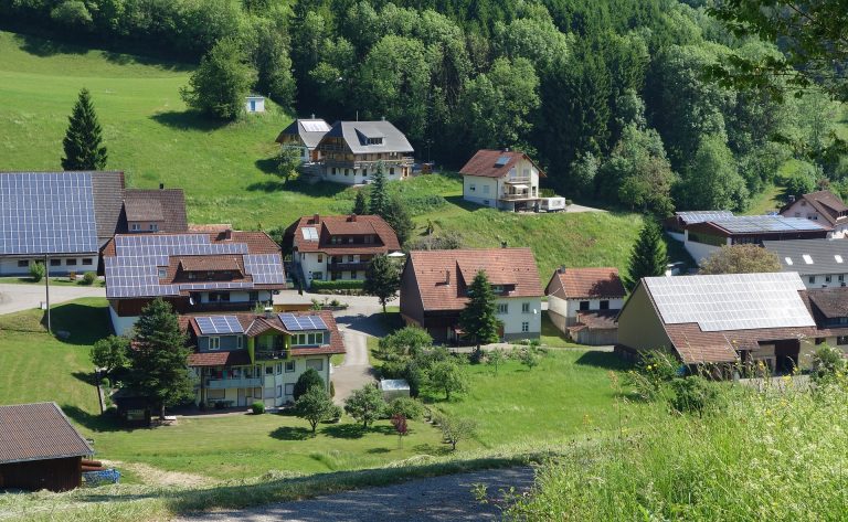 Jak sladit fotovoltaiku se spotřebou energie? Zaměří se na to nový hlídač trhu