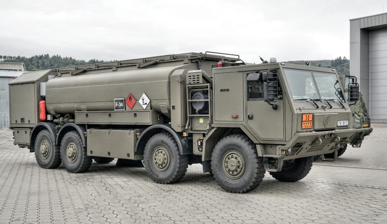 Nové podvozky pro vojenské cisterny. České armádě je dodá Tatra Trucks