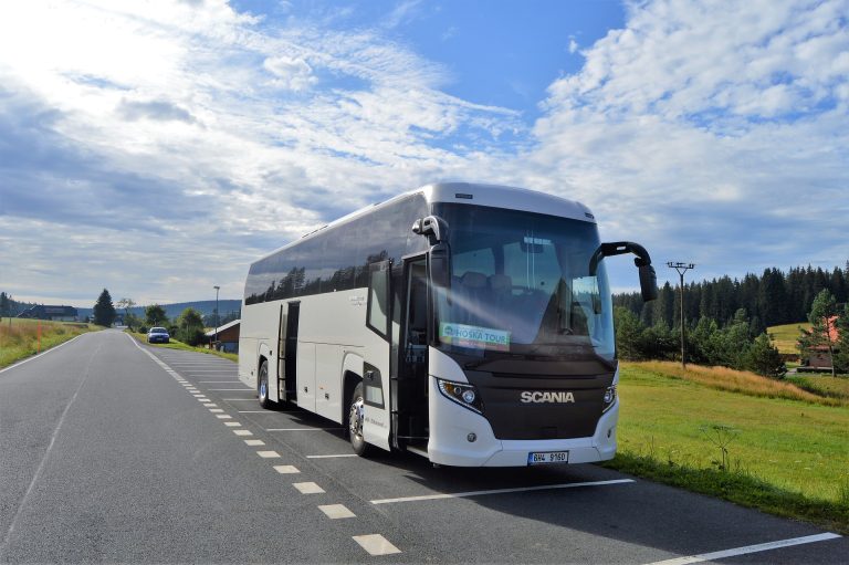 Pomoc zájezdovým dopravcům. Ministerstvo spouští COVID-BUS III. Stát rozdělí 400 milionů