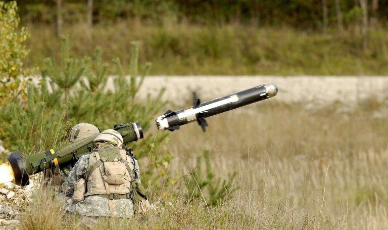 Protiletadlové rakety sovětské výroby míří na pomoc Ukrajině. Německo jich dodá 2700