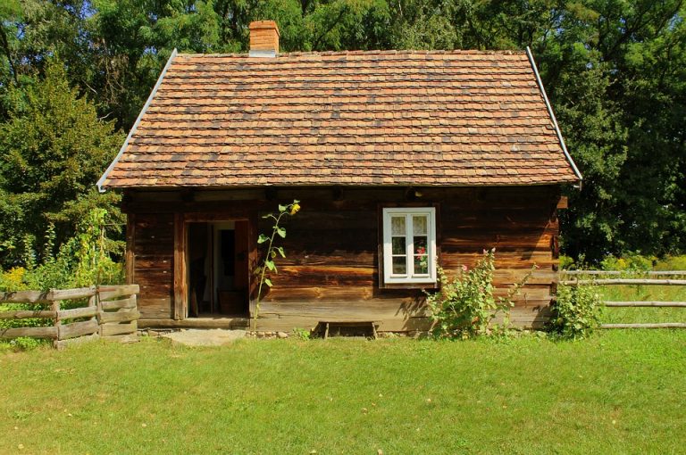 Stát se chalupářem bylo v posledních dvou letech hodně drahé. Trh by mohl letos ochladnout