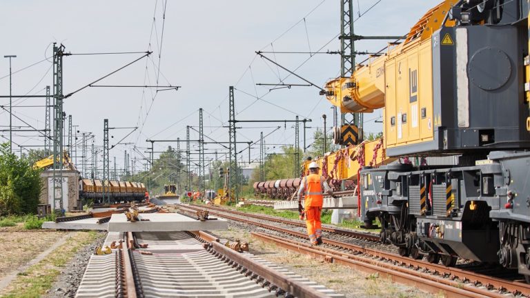 Německý železniční průmysl vnímá modernizaci železnic jako pomalou. Digitalizaci je třeba zvýšit pětinásobně, elektrifikaci zdvojnásobit