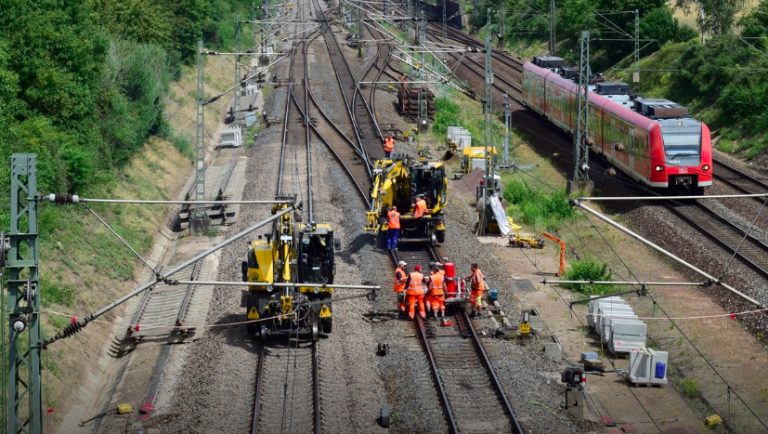 Společnost Deutsche Bahn získá další miliardy z fondu na ochranu klimatu