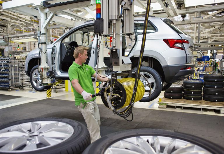 Provozní zisk Škody Auto za tři čtvrtletí vzrostl o více než třetinu