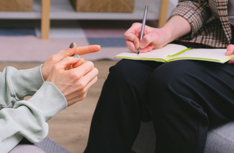 Přišli o řidičák, zpět ho získají až po návštěvě terapeutických programů. Fungovat začnou od dubna