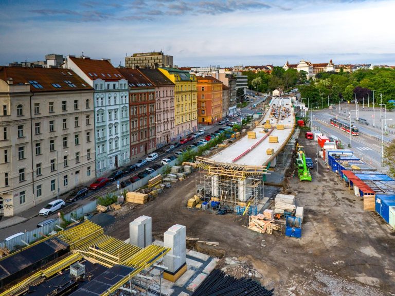 Nejnáročnější část. Správa železnic posunula tendr na průzkum trati z Dejvic do Veleslavína