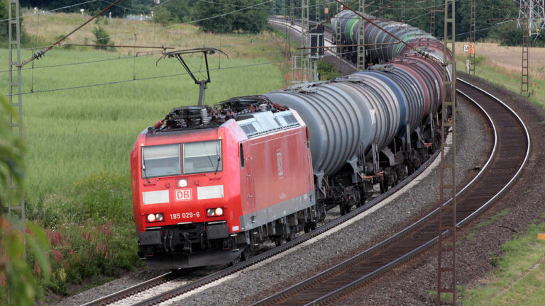 Obří německá chemička BASF prodloužila smlouvu s DB Cargo o další dva roky